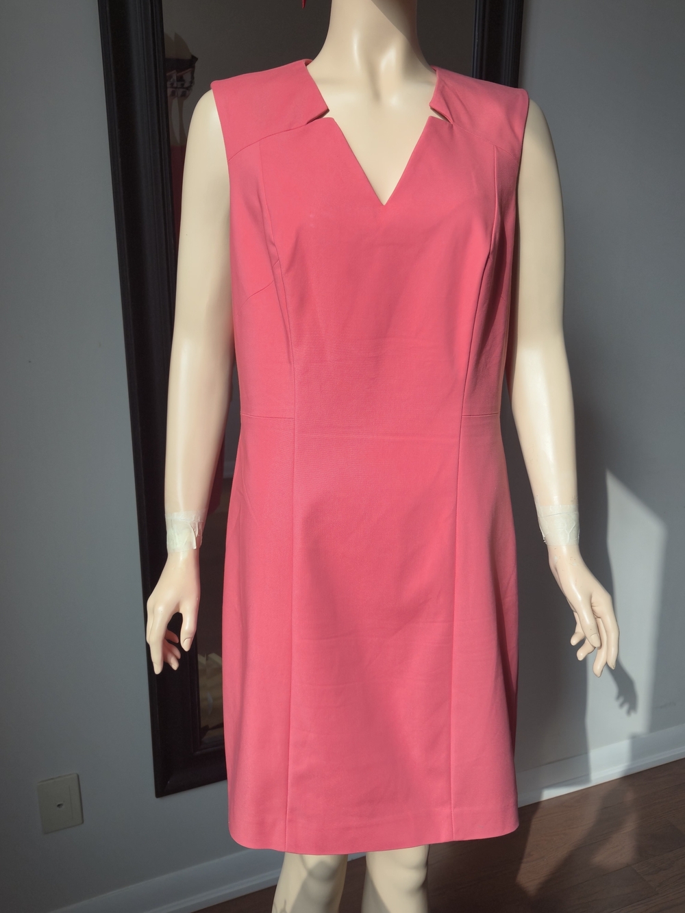 Willow&Thread Cotton Blend Sleeveless V-Neck Midi Dress in Coral Pink